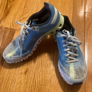 On Cloud Shoes (Women’s Size 6) - blue green and grey